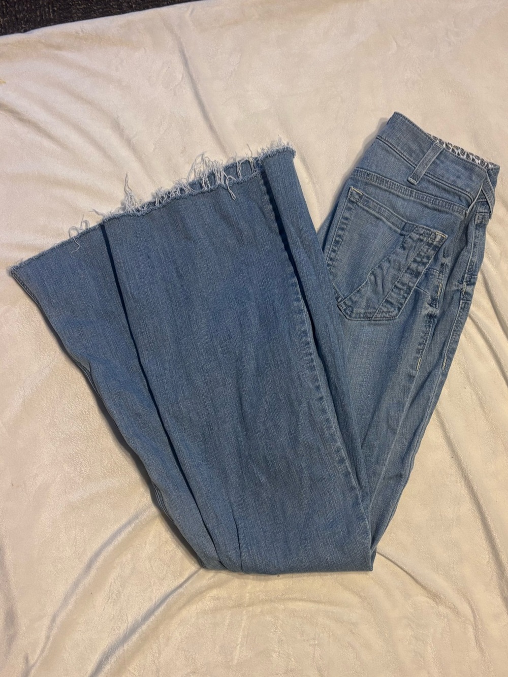 Ariat R.E.A.L bell bottom jeans light wash